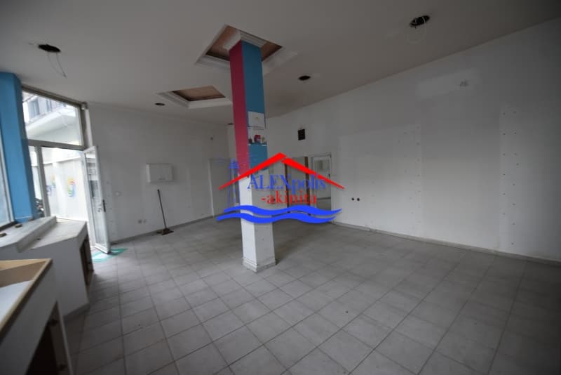 Retail Store in Center, Didimoticho — Photo 10 of 13