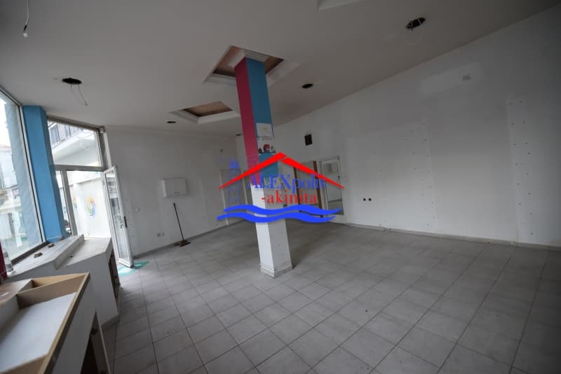 Retail Store in Center, Didimoticho — Photo 8 of 13