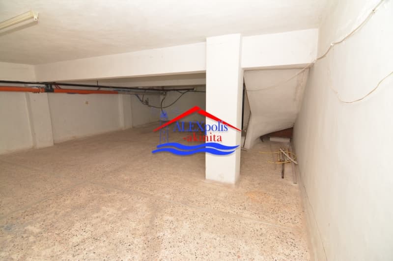 Retail Store in Center, Didimoticho — Photo 4 of 13