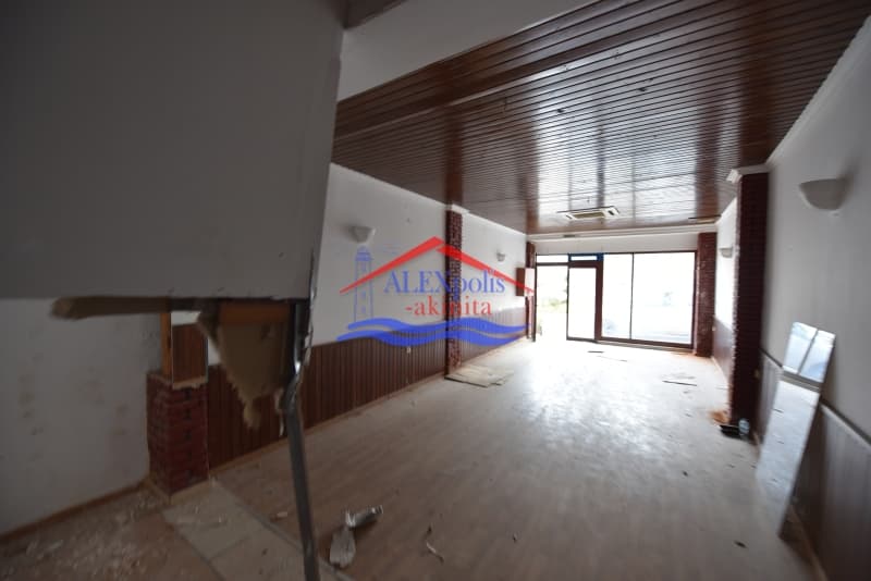 Retail Store in Center, Didimoticho — Photo 4 of 14