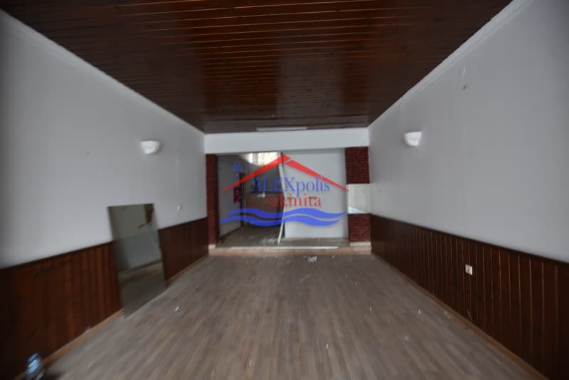 Retail Store in Center, Didimoticho — Photo 6 of 14