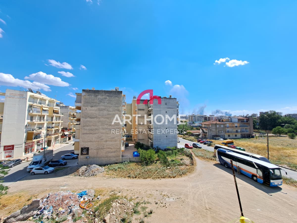 Apartment in Nikopoli, Stavroupoli — Photo 1 of 13