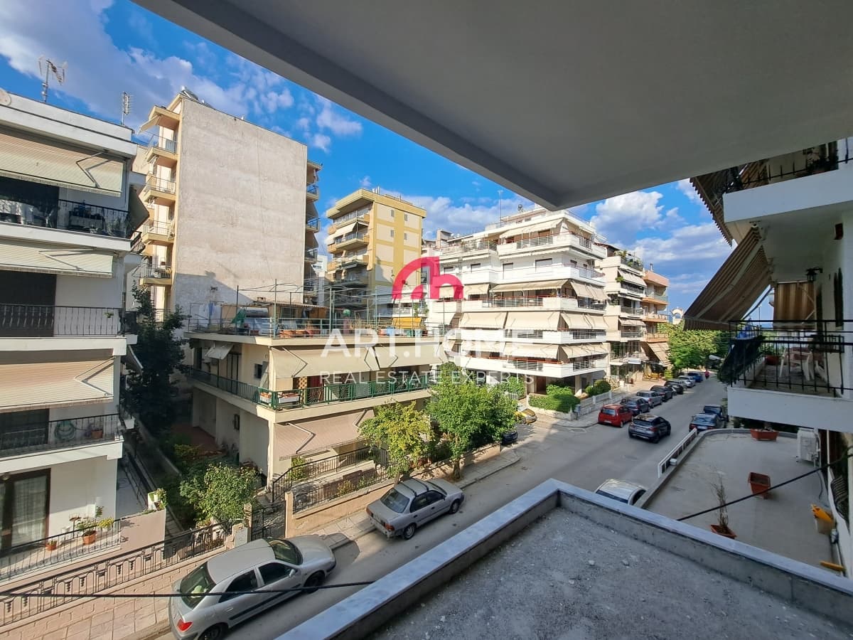 Apartment in Nea Krini, Kalamaria — Photo 7 of 11
