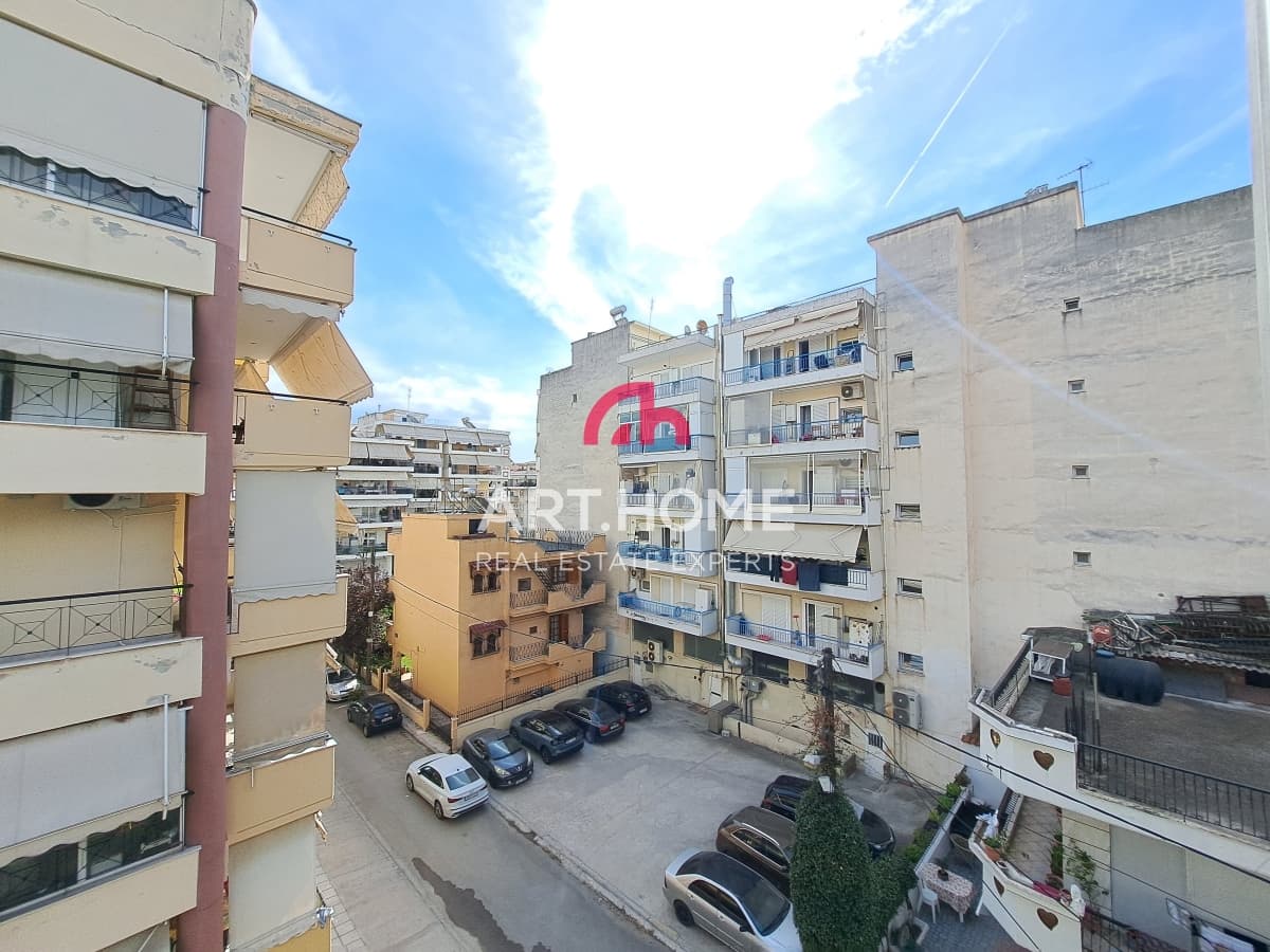 Apartment in Center, Evosmos — Photo 18 of 20