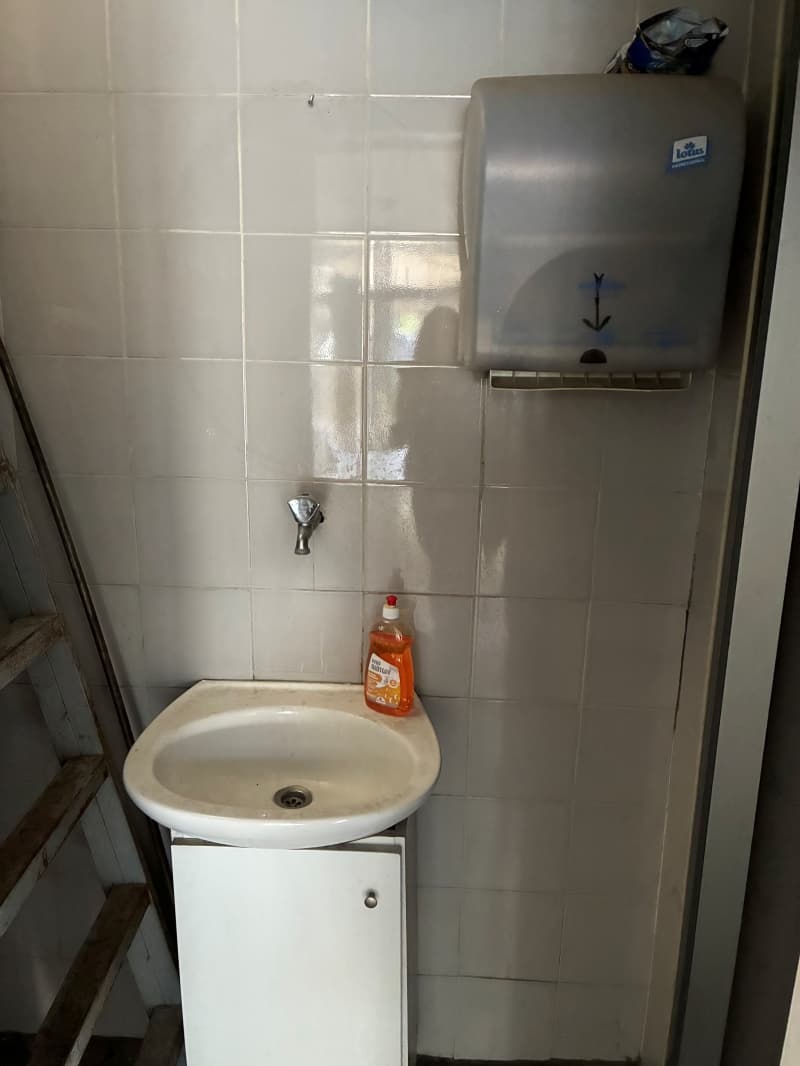 Κατάστημα στην Πλατεία Αττικής, Αττική — Φωτογραφία 9 από 9