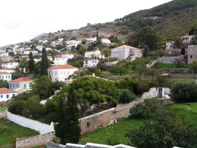 House in Mandraki, Hydra — Photo 3 of 3