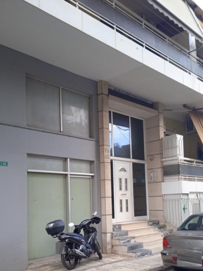 Κατάστημα στην Κέντρο, Ίλιον — Φωτογραφία 2 από 3