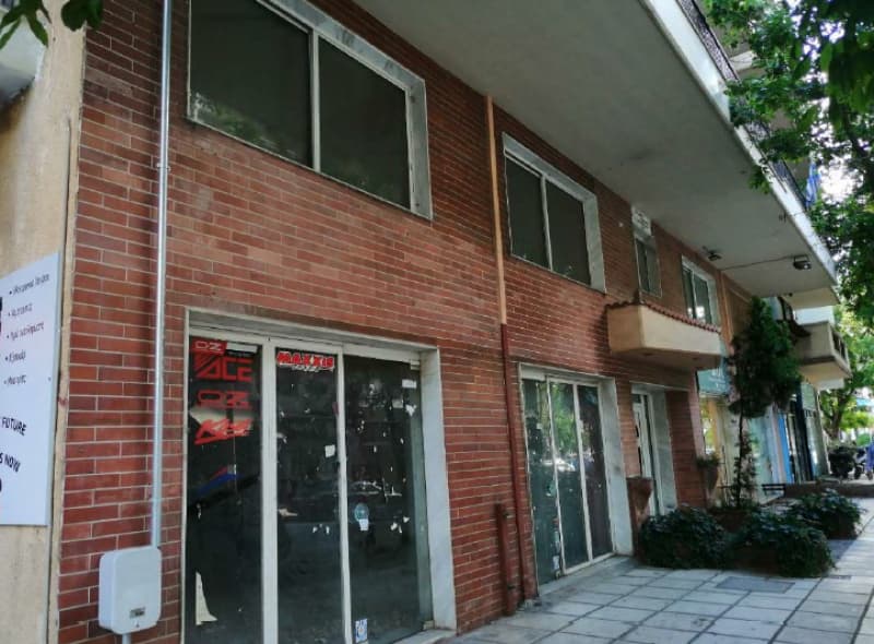 Retail Store in Euaggelismos - Neos Koukloutzas, Evosmos — Photo 1 of 5
