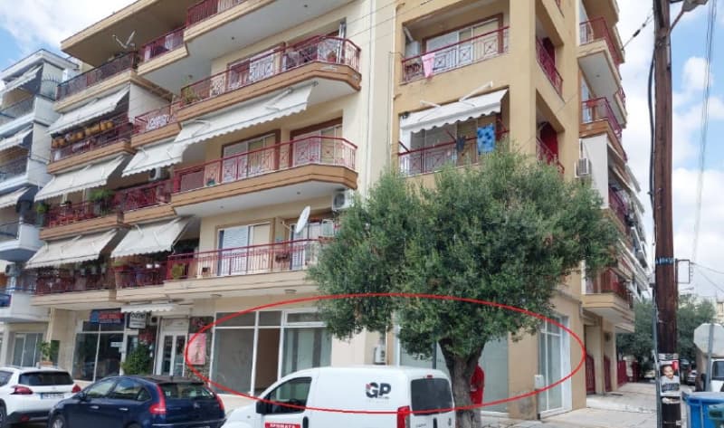 Κατάστημα στην Διαβατά, Ελευθέριο-Κορδελιό — Φωτογραφία 1 από 4