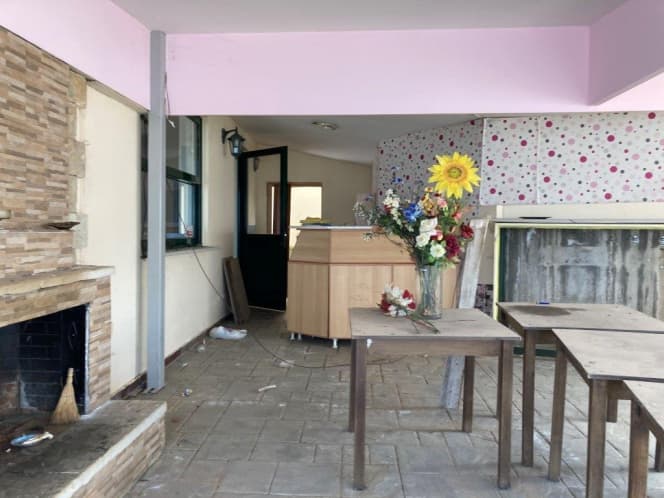 Κατάστημα στην Χαλανδρίτσα, Φαρές — Φωτογραφία 4 από 9