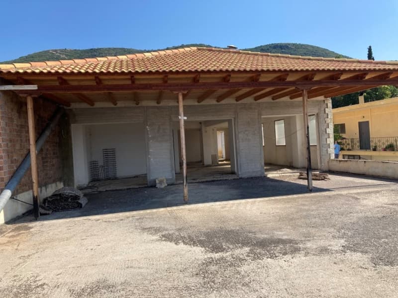Γραφείο στην Μάνεσι, Καλάβρυτα — Φωτογραφία 2 από 5