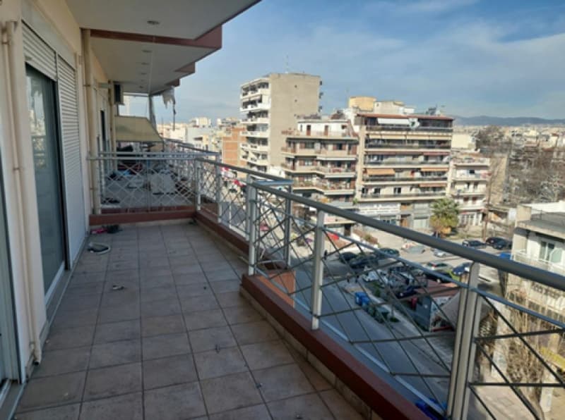 Apartment in Skeparni, Ampelokipoi — Photo 2 of 5