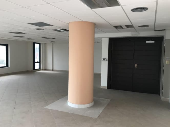 Γραφείο στην Γάβρος, Μοσχάτο — Φωτογραφία 1 από 12
