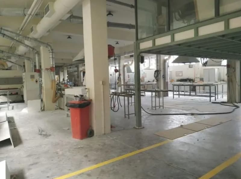Industrial Space in Center, Agios Stefanos — Photo 11 of 18