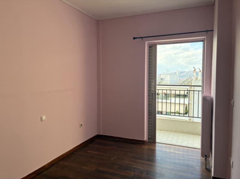 Apartment in Karagianneika, Galatsi — Photo 9 of 17