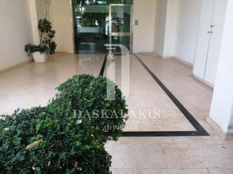 Apartment in Rizareios, Chalandri — Photo 17 of 19
