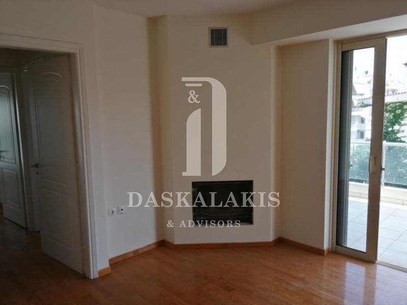 Apartment in Rizareios, Chalandri — Photo 2 of 19