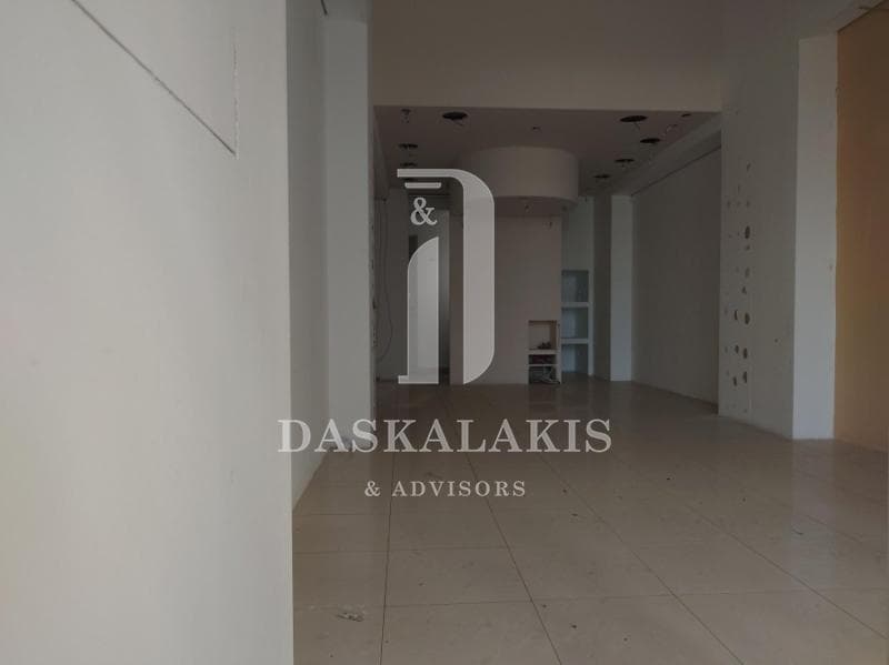 Κατάστημα στην Κέντρο, Χαλάνδρι — Φωτογραφία 1 από 10