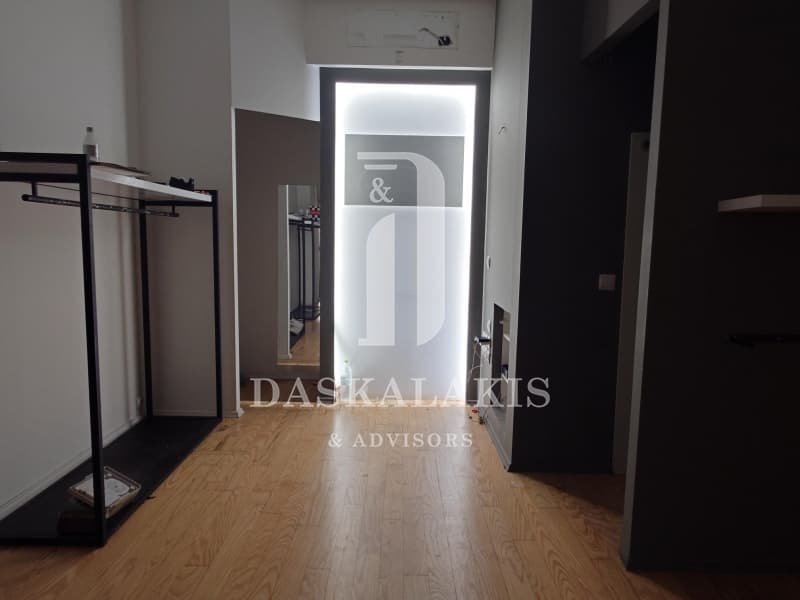 Κατάστημα στην Κέντρο, Χαλάνδρι — Φωτογραφία 1 από 12