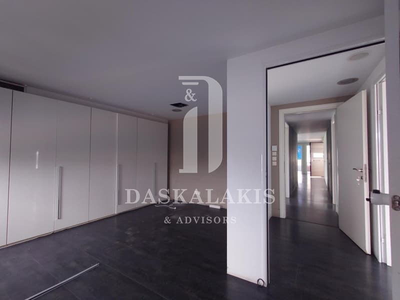 Γραφείο στην Αγία Άννα, Χαλάνδρι — Φωτογραφία 1 από 13