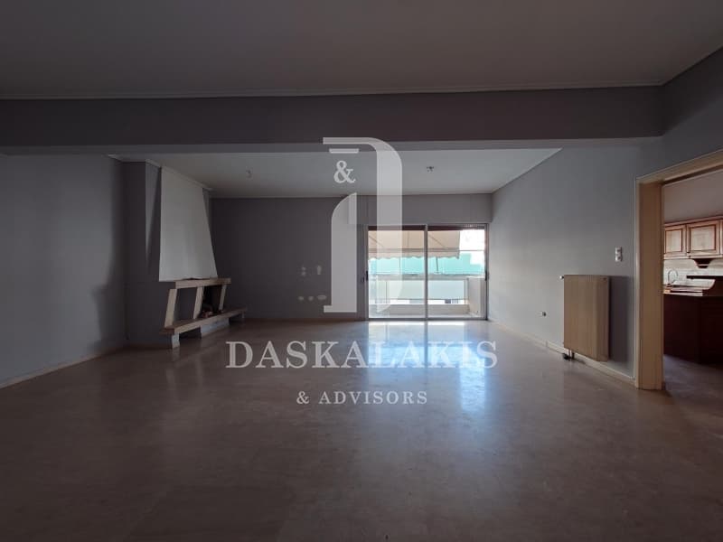 Apartment in Alsos, Nea Smyrni — Photo 1 of 26