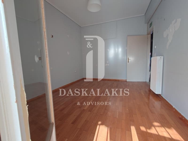 Apartment in Alsos, Nea Smyrni — Photo 10 of 26
