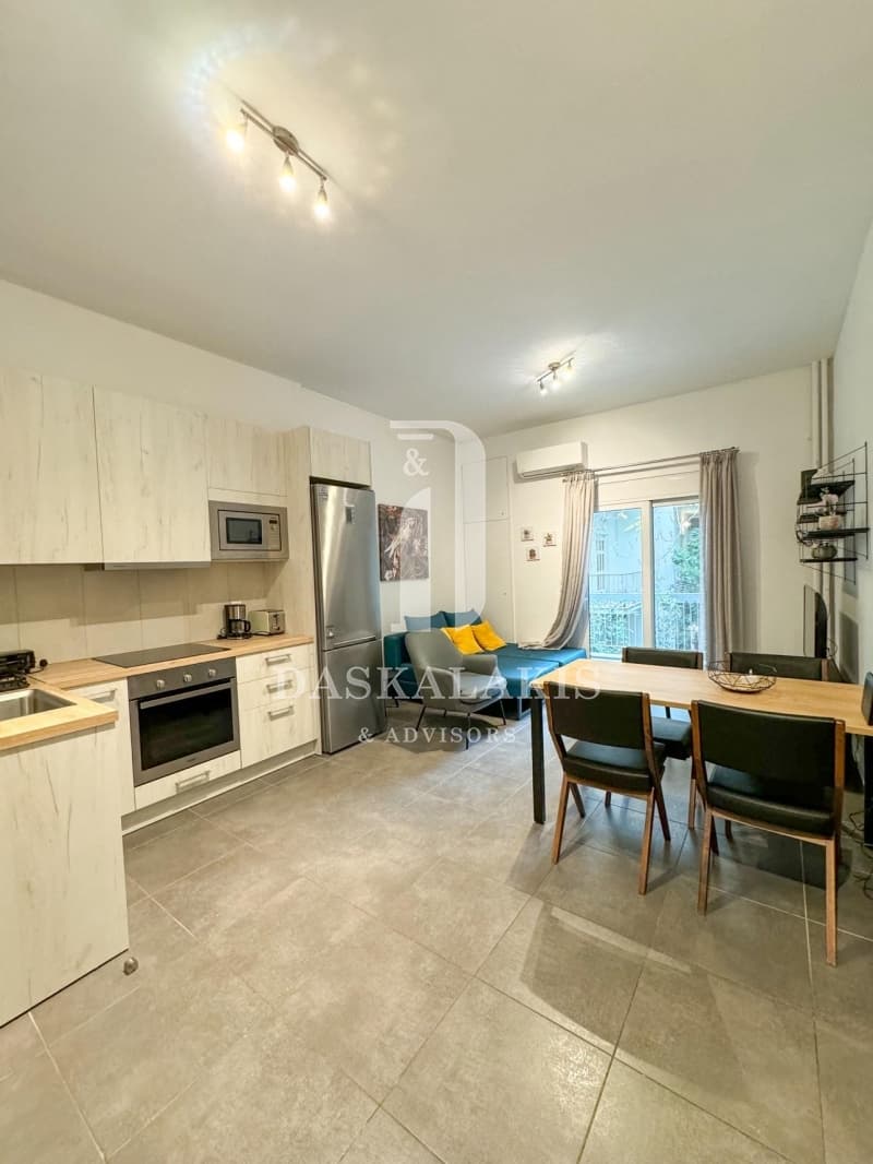 Apartment in akadimia Platonos, Kolonos - Kolokinthous — Photo 1 of 8