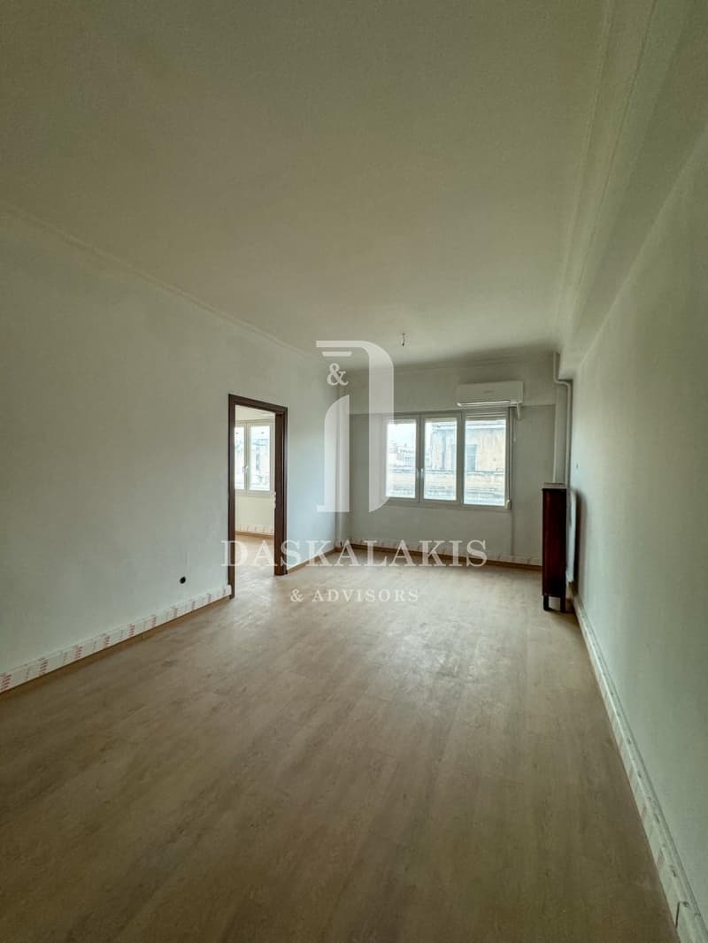 Γραφείο στην Ακαδημία, Κέντρο — Φωτογραφία 1 από 6