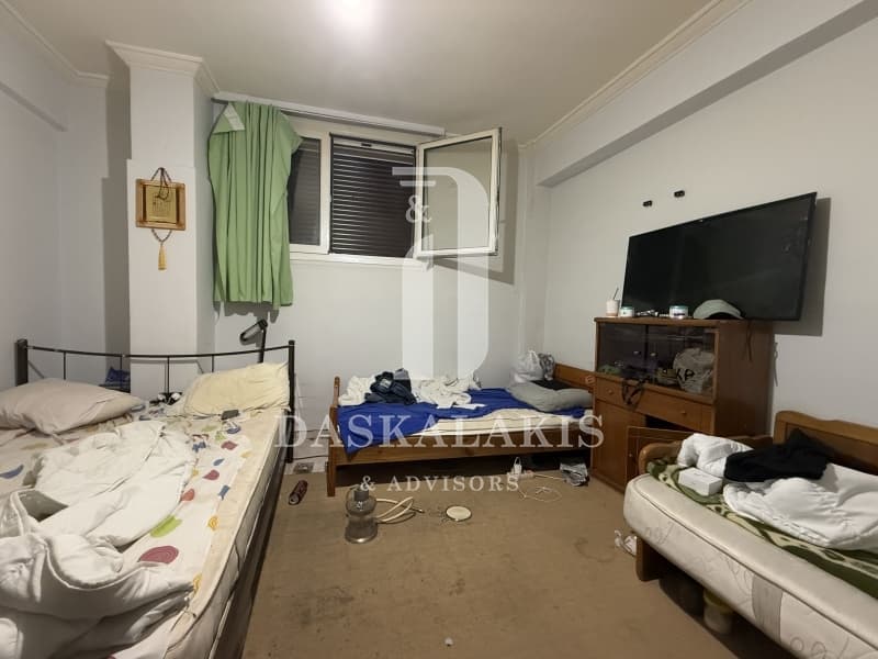 Apartment in Mouseio, Exarchia - Neapoli — Photo 1 of 3
