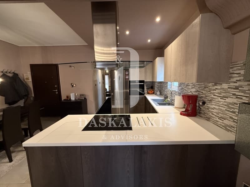 Apartment in Ionia, Nea Ionia — Photo 3 of 15