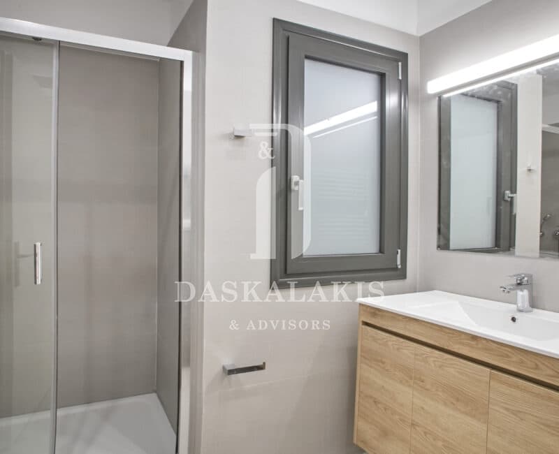 Apartment in Agios Georgios, Kolonaki - Likavitos — Photo 3 of 5