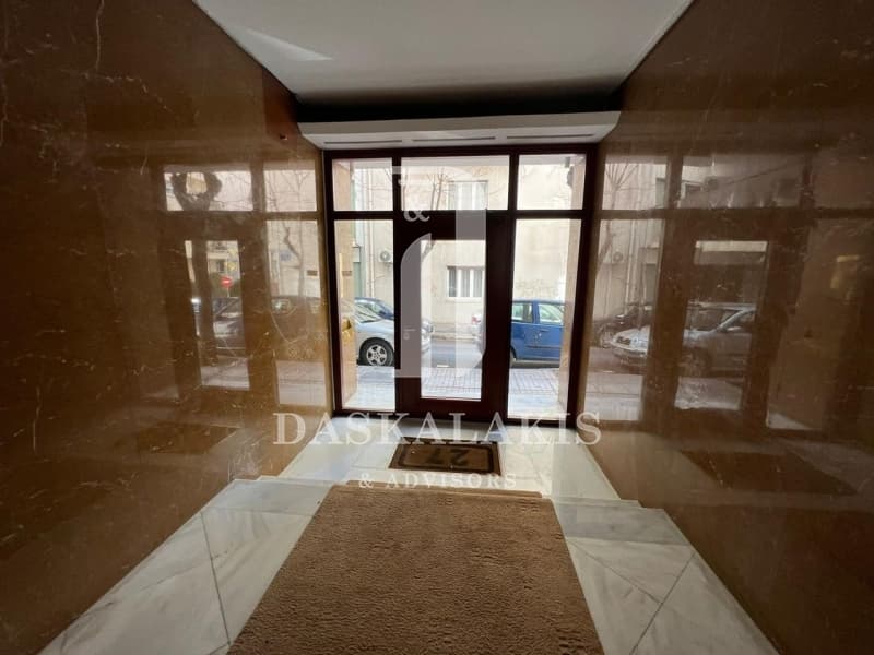 Apartment in akadimia Platonos, Kolonos - Kolokinthous — Photo 21 of 23