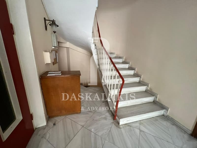 Apartment in akadimia Platonos, Kolonos - Kolokinthous — Photo 22 of 23