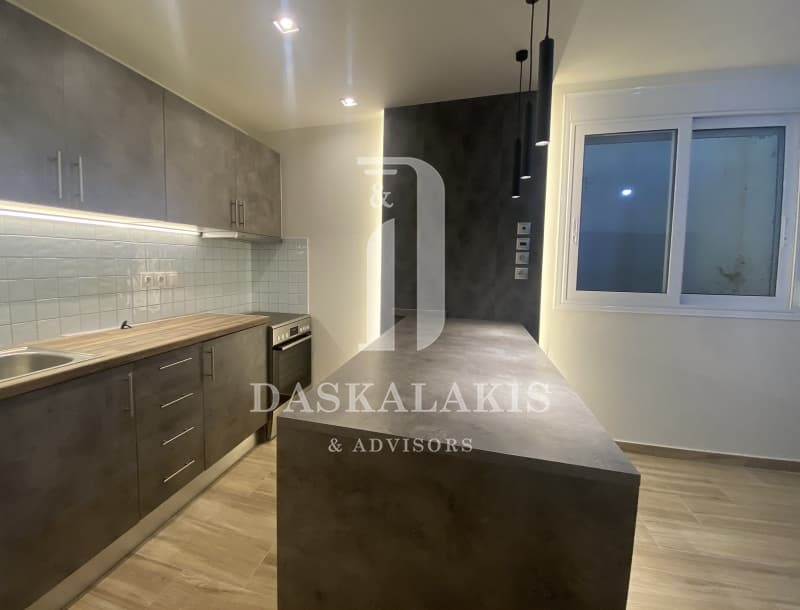Apartment in akadimia Platonos, Kolonos - Kolokinthous — Photo 6 of 23