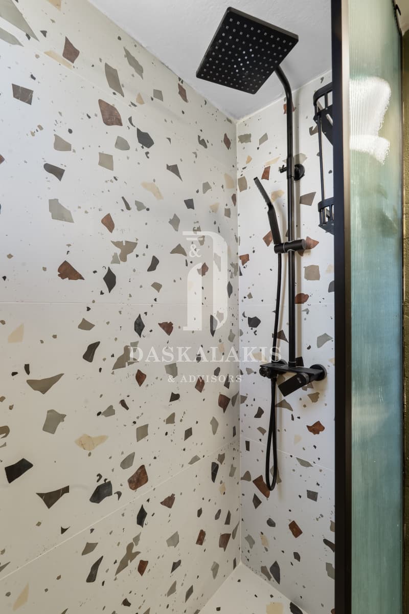 Apartment in Karagianneika, Galatsi — Photo 11 of 19