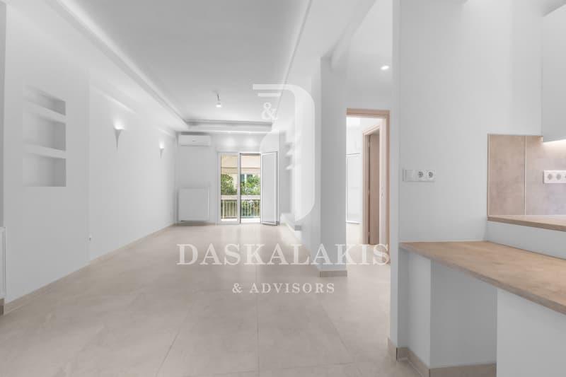 Apartment in Plateia Koliatsou, Patision - Acharnon — Photo 1 of 26