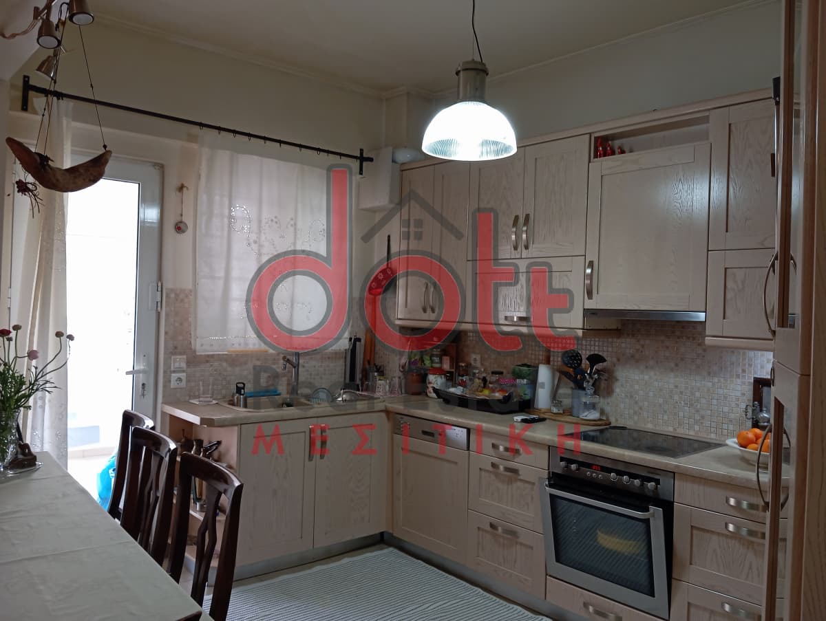 Apartment in Elaionas, Chaidari — Photo 4 of 17