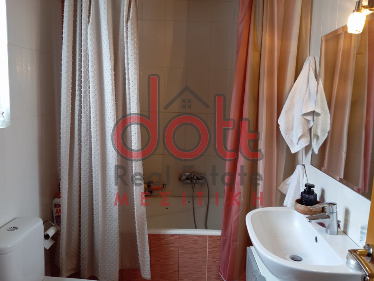 Apartment in Elaionas, Chaidari — Photo 7 of 17