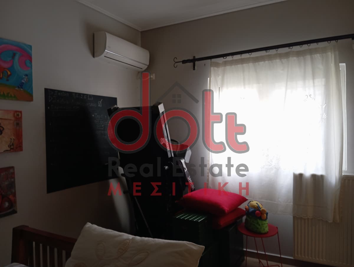 Apartment in Elaionas, Chaidari — Photo 9 of 17