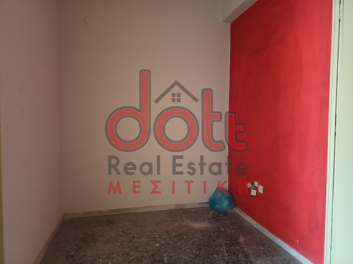 Apartment in Neo Pagkrati, Vironas — Photo 4 of 17