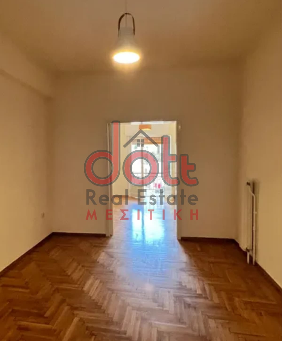 Apartment in Strefi, Exarchia - Neapoli — Photo 2 of 10