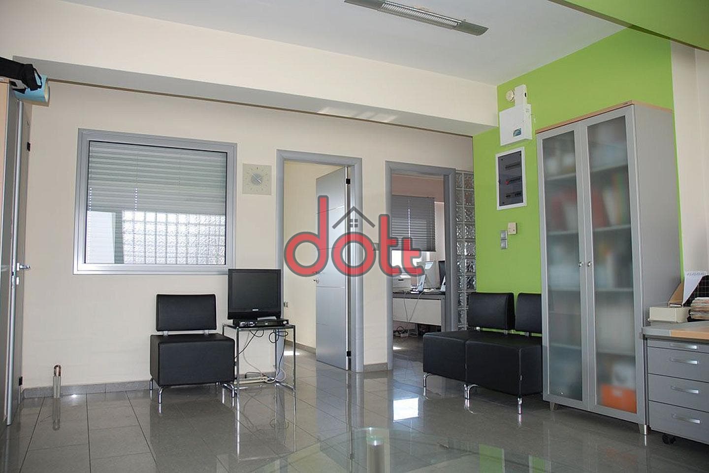 Office in Mykoniatika, Agioi Anargiroi — Photo 2 of 4
