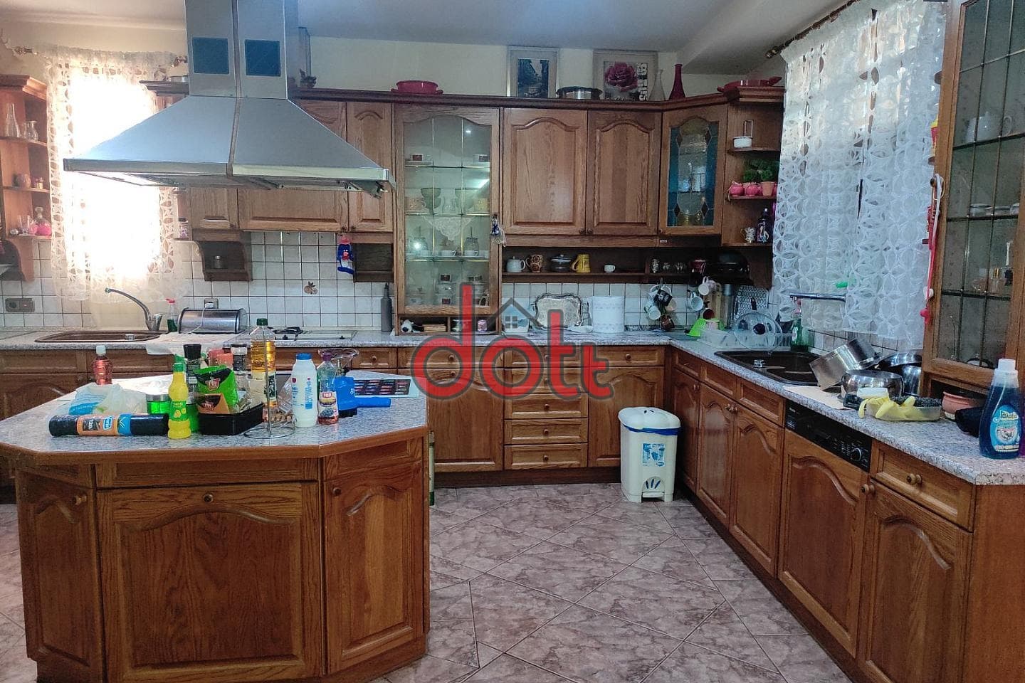 Apartment in Elaionas, Chaidari — Photo 1 of 30