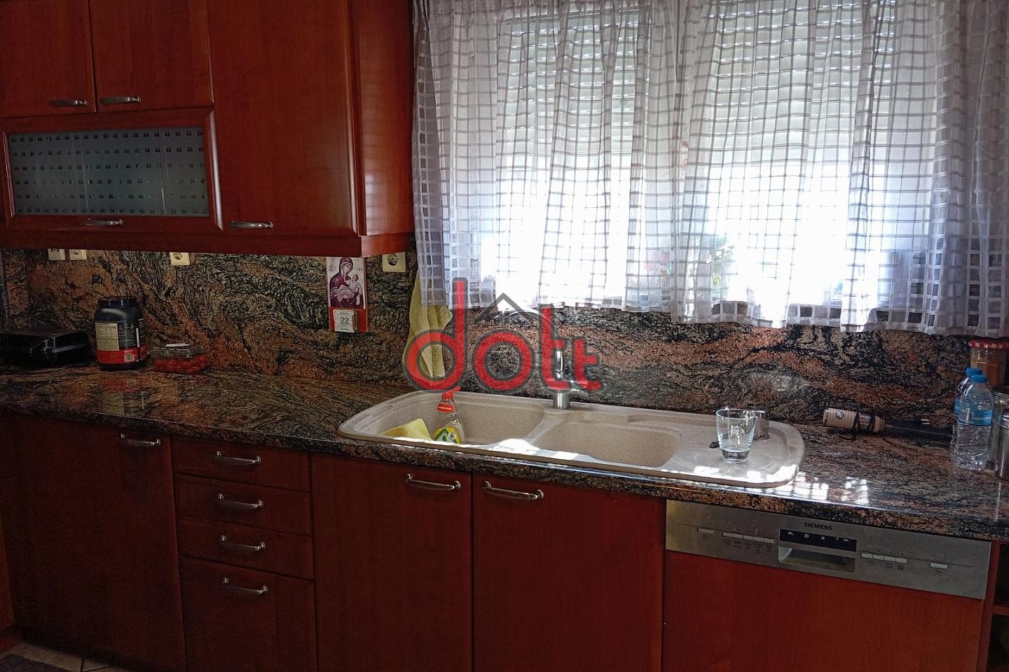Apartment in Agios Antonios, Peristeri — Photo 3 of 9