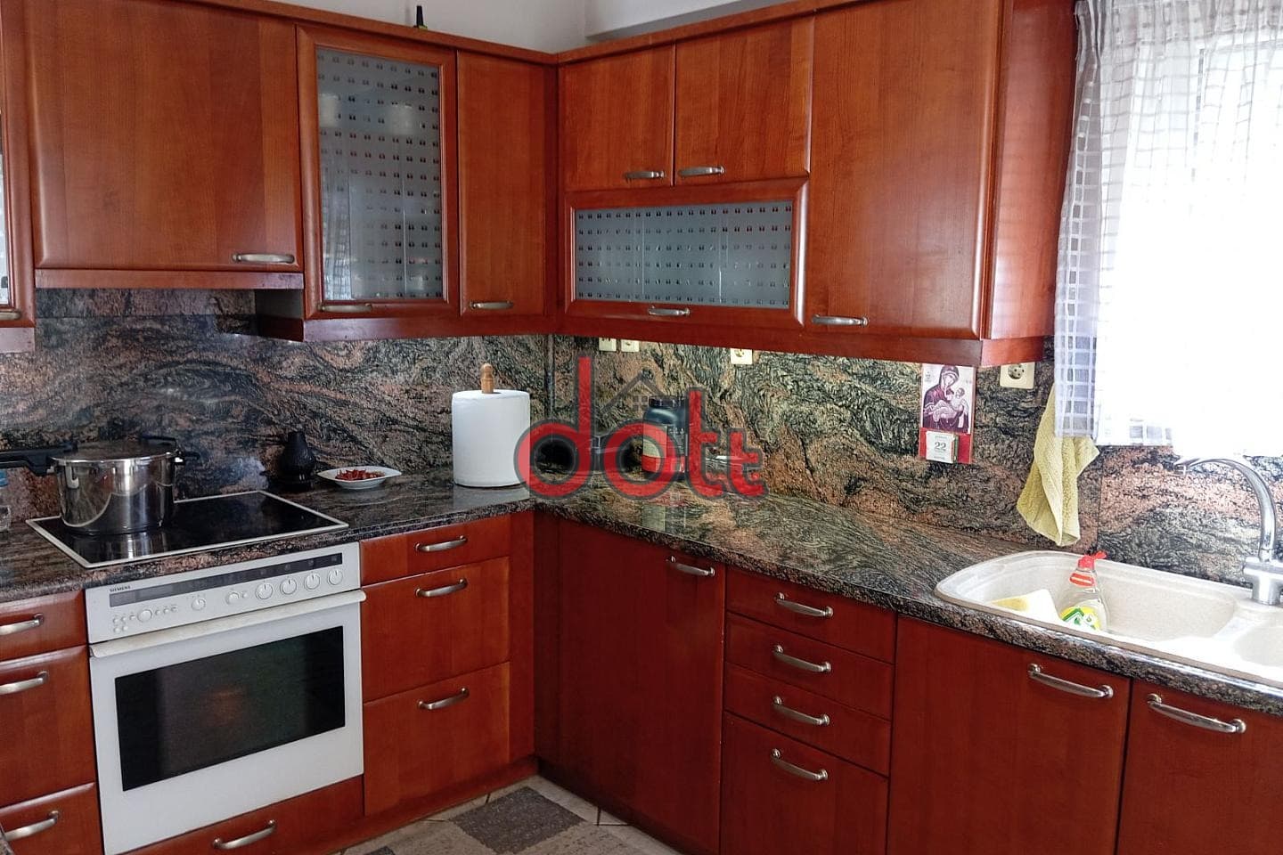Apartment in Agios Antonios, Peristeri — Photo 1 of 9