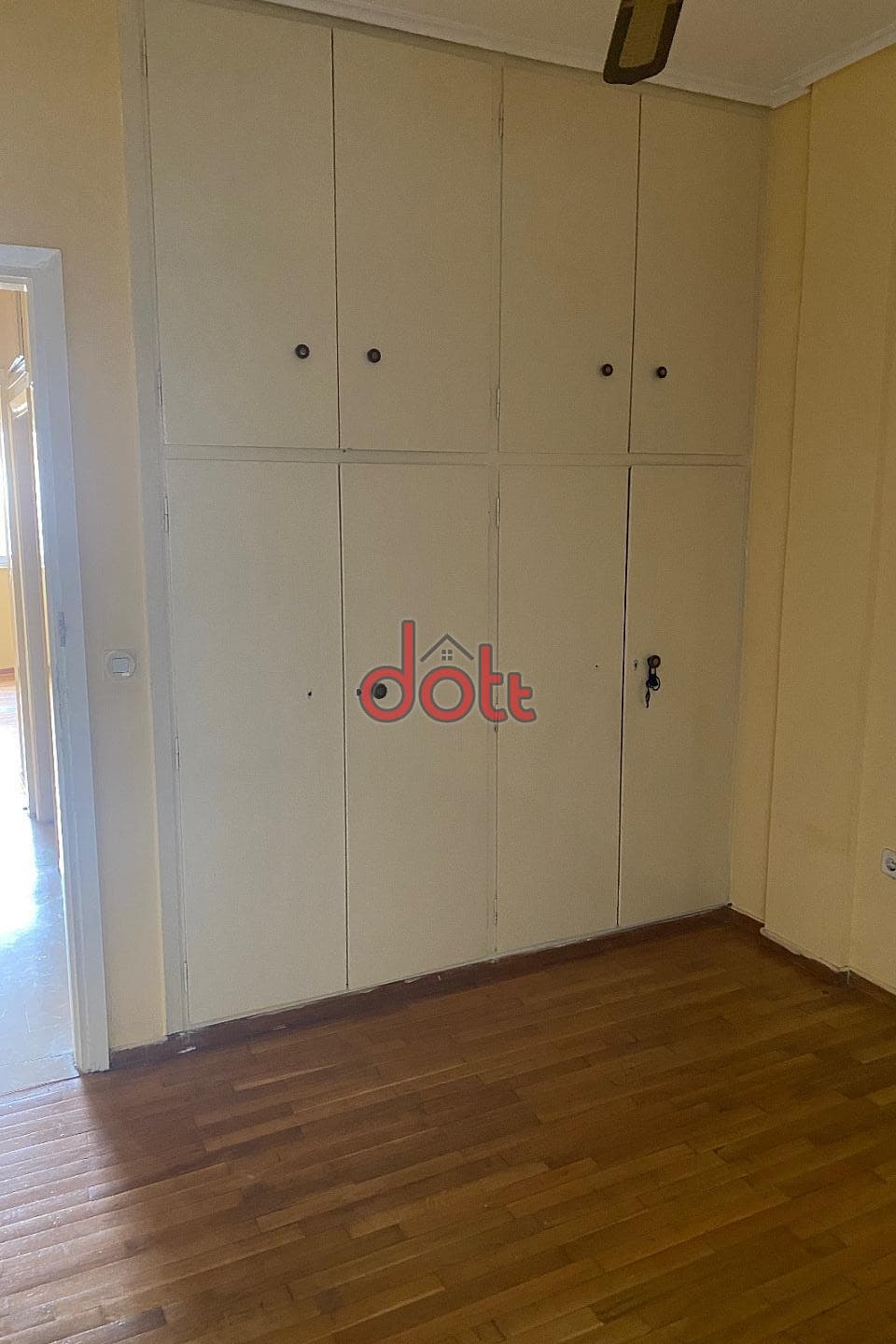 Apartment in Pasalimani, Piraeus — Photo 8 of 12