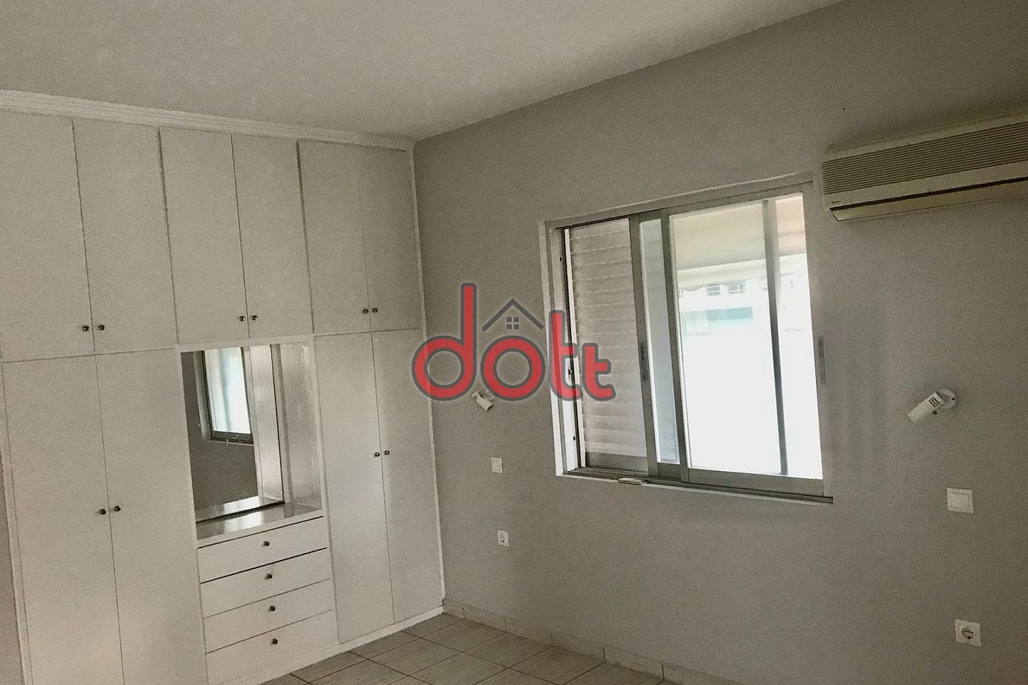 Apartment in Dafni, Chaidari — Photo 14 of 17