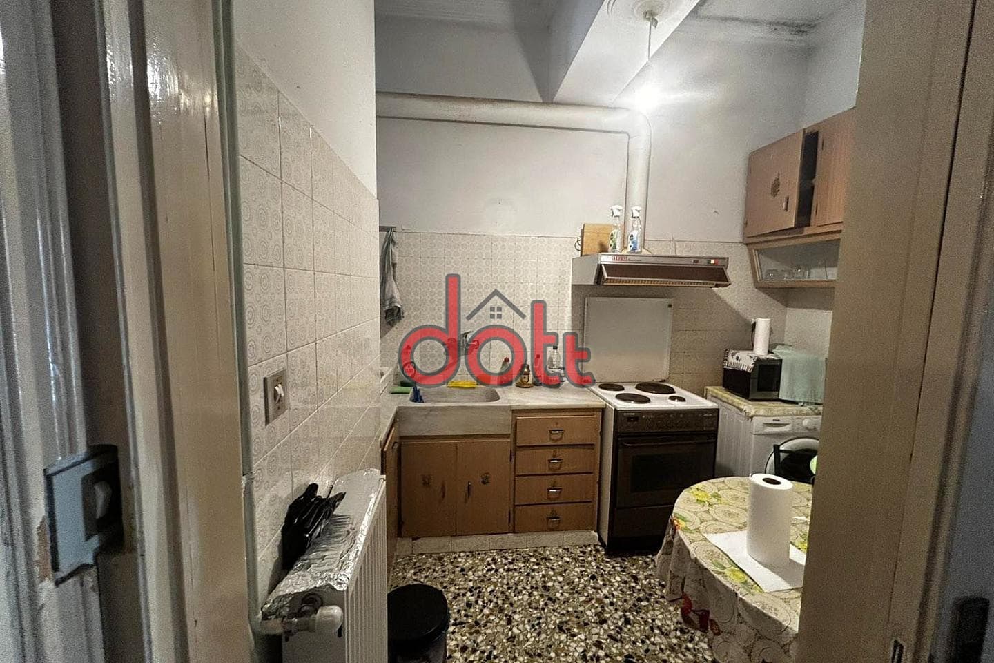 Apartment in TEI Athinon, Aigaleo — Photo 1 of 16