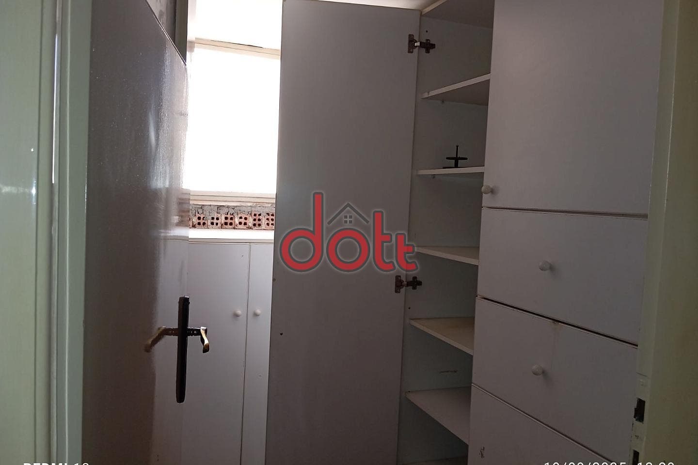 Apartment in Elaionas, Chaidari — Photo 16 of 21