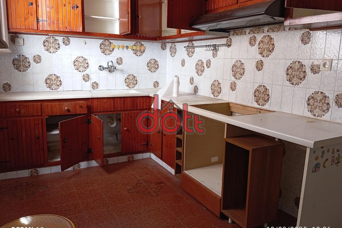 Apartment in Elaionas, Chaidari — Photo 2 of 21